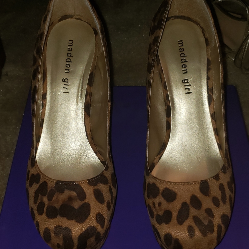 madden girl wedge heels